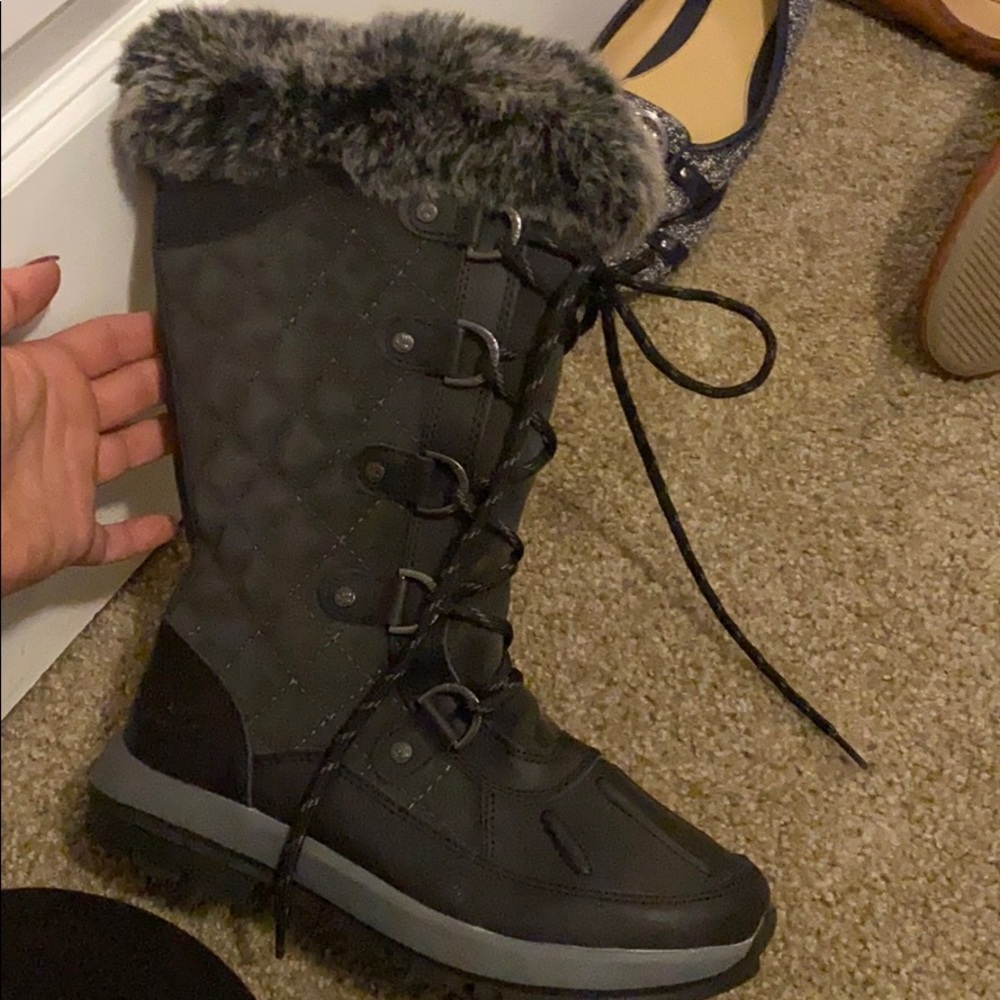 Bearpaw winter boots